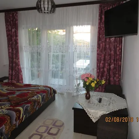 Nikol Δωμάτια σε οικογενειακή κατοικία